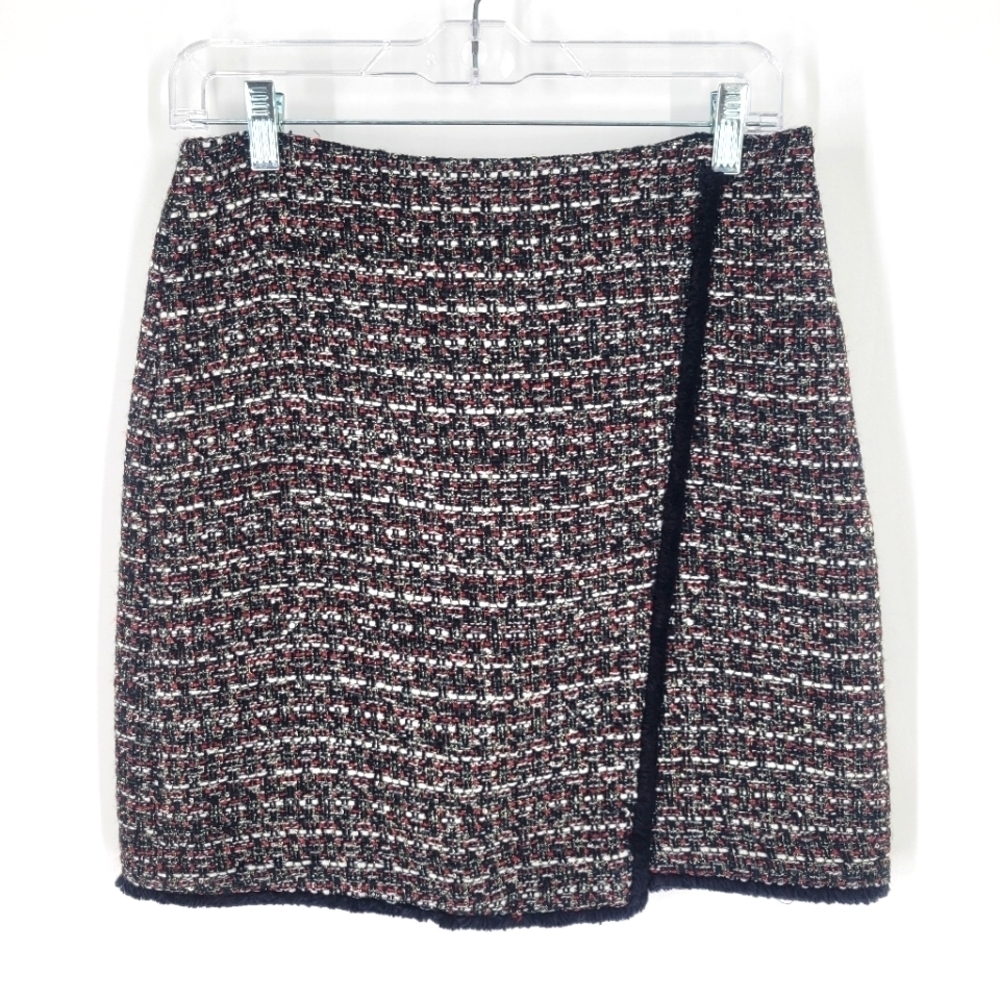Loft Women’s Mini Tweed Skirt Black Red White With Gold Metallic Sparkle Size 4P